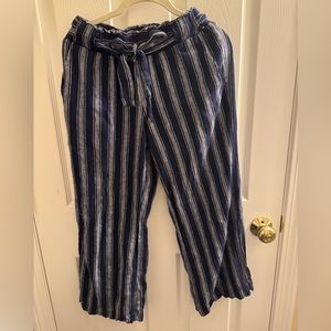 Indigo Rein Flowy Capri Pants